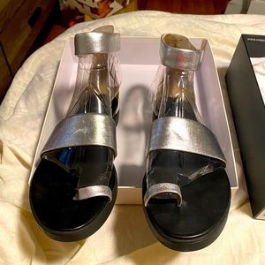 Stylish platform sandal